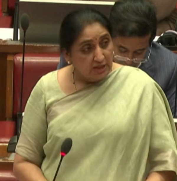 सुनेत्रा पवार