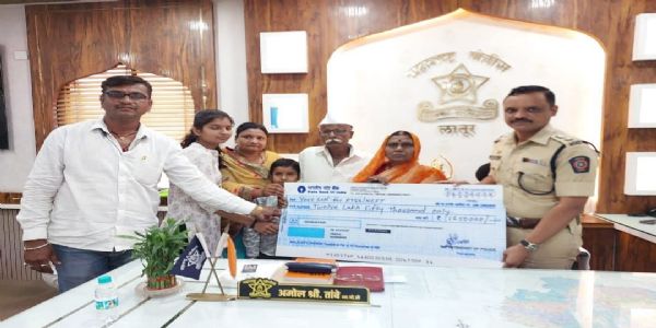 कोरोनामुळे मृत्यू झालेल्या पोलीस कर्मचाऱ्याच्या कुटुंबाला ५० लाखांचे सानुग्रह अनुदान