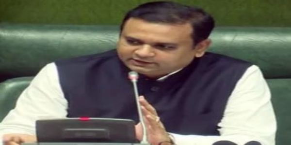 विधिमंडळातील चर्चांकडे वरिष्ठ अधिकाऱ्यांचे दुर्लक्ष, अध्यक्षांचा कठोर कारवाईचा इशारा