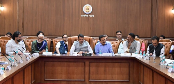 सिंहस्थ कुंभमेळा शिखर समिती बैठक