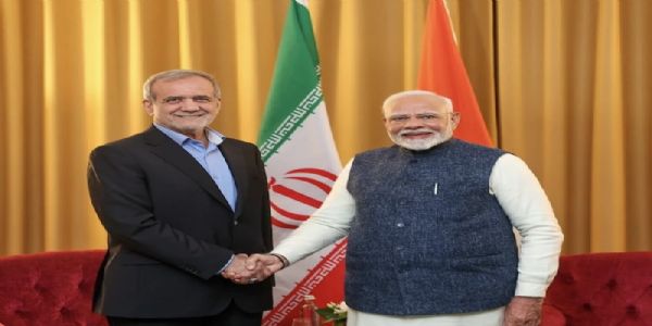 पश्चिम आशियातील तणावावर पंतप्रधान मोदींची इराण राष्ट्राध्यक्षांशी चर्चा, शांततेचे आवाहन