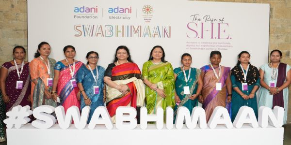 महिला उद्योजकतेसाठी नवा मार्ग; अदाणी फाउंडेशनचा ‘स्वाभिमान’ उपक्रम विस्तारला