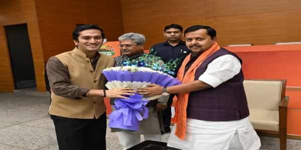 भाजयुमो प्रदेशाध्यक्ष महाडिक यांची दिल्लीत वरिष्ठ नेत्यांशी भेट