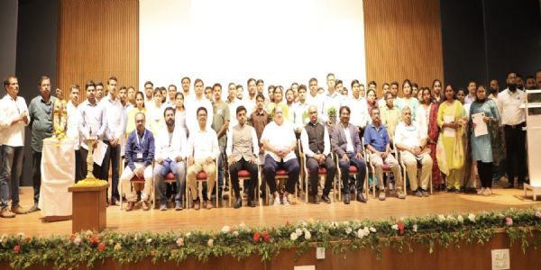 सीपीआर रुग्णालयाची व्यवस्था खासगी हॉस्पिटललाही लाजवेल – हसन मुश्रीफ