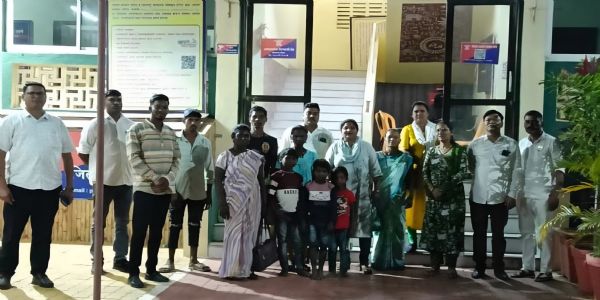 वीटभट्टी मालकाचा अमानुष अत्याचार; कातकरी मजुराचे अपहरण करून झाडाला उलटे टांगले