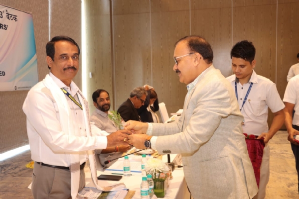 सचिन वहाळकर संतोषकुमार झा