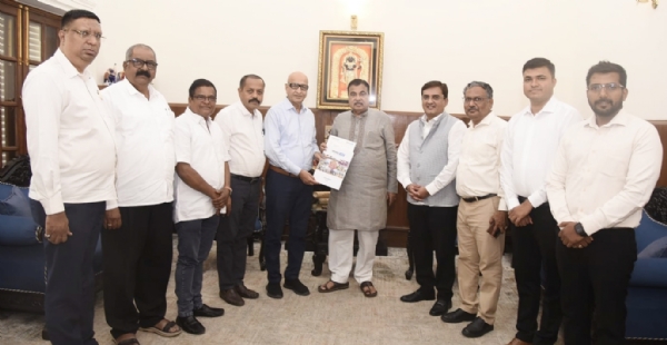 कोल्हापूर फर्स्टच्या शिष्टमंडळाची केंद्रीय मंत्र्यांशी भेट