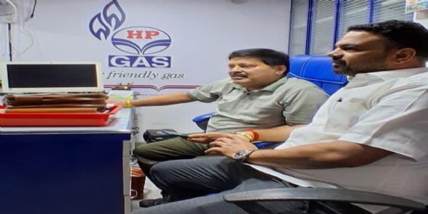 पनवेलमध्ये गॅस संकट नाही; नागरिकांनी संयम राखावा – प्रशांत ठाकूर