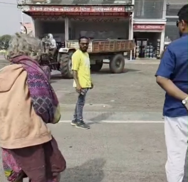 आज्जी सुखरूप घरी आज्जी सुखरूप घरी