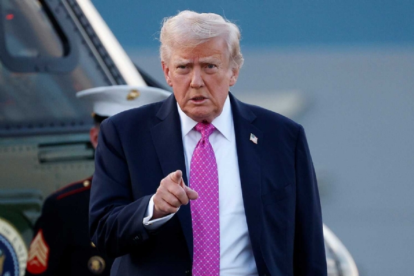 युद्ध थांबवण्यासाठी इराण इच्छुक,पण अमेरिका अजून तयार नाही- ट्रम्प युद्ध थांबवण्यासाठी इराण इच्छुक,पण अमेरिका अजून तयार नाही- ट्रम्प