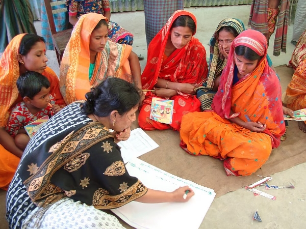 महिला बचत गटांना अनुदानाची आशा; अंमलबजावणी मात्र रखडली