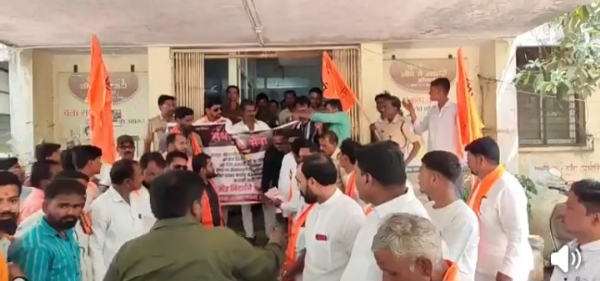 अपात्र शिक्षक अपात्र शिक्षक