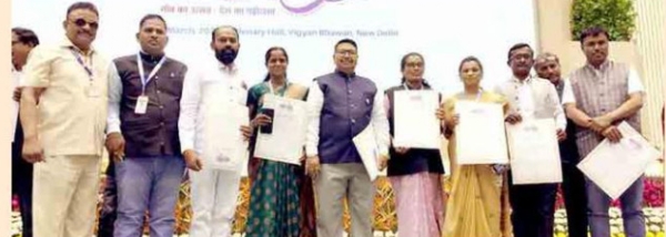 मांजरी म्हसला ग्रामपंचायतचा राष्ट्रीय स्तरावर सन्मान दिल्लीतील जलमहोत्सव कार्यक्रमात अमरावती जिल्ह्याचे केले प्रतिनिधित्व