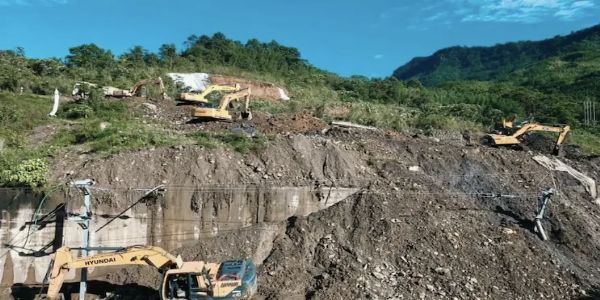अरुणाचलप्रदेश : ईटानगरमध्ये भूस्खलनामुळे भिंत कोसळली, ४ मजुरांचा मृत्यू