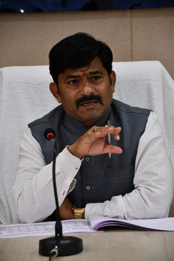 अन्नसुरक्षा योजनेचा लाभ शेवटच्या घटकापर्यंत पोहोचवा : राज्य अन्न आयोगाचे अध्यक्ष महेश ढवळे