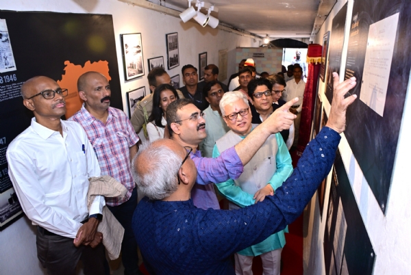 लोकभवन इतिहास अभिलेख दालन