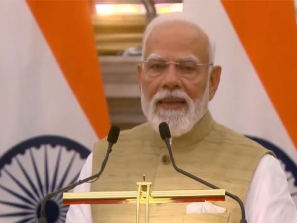 पंतप्रधान नरेंद्र मोदी पंतप्रधान नरेंद्र मोदी