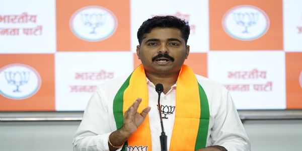 ठाकरे सरकारने भोंदूबाबासाठी पायघड्या घालत जीआर काढला त्यावेळी राऊत गप्प का होते ? - नवनाथ बन