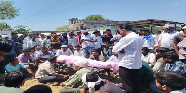 अकोला - हाय टेन्शन लाईनच्या स्पर्शामुळे युवकाचा मृत्यू