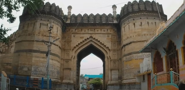 अचलपूर येथे अतिरिक्त जिल्हाधिकारी कार्यालयाला मंजुरी अचलपूर येथे अतिरिक्त जिल्हाधिकारी कार्यालयाला मंजुरी