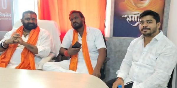 अकोला: ठाकरेंचे सहा पैकी चार नगरसेवक शिंदे गटात