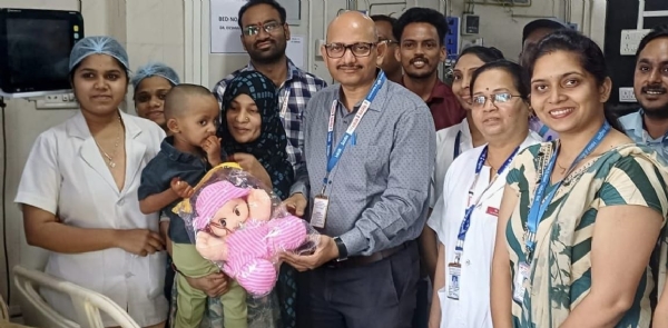 अडीच वर्षांच्या बालीके वर सुपर स्पेशालिटी हॉस्पिटलमध्ये यशस्वी कॉक्लियर इम्प्लांट :