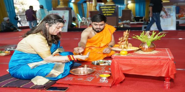 नवरात्रोत्सव हा आपल्या संस्कृतीचा आणि श्रद्धेचा महत्त्वाचा भाग - तेजस्विनी पंडित