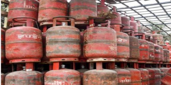 सोलापूर - ‘एलपीजी’चे दर 32 रुपयांनी वाढले