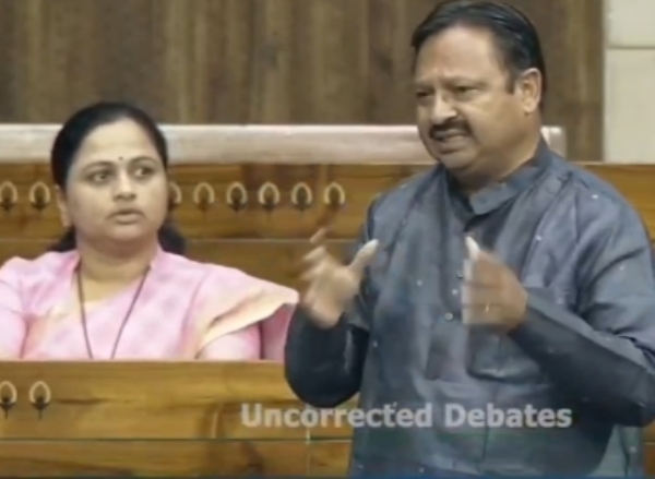 अमरावतीत एमडी ड्रग्सचा वाढता विळखा; खा. बळवंत वानखडे यांची लोकसभेत कठोर कारवाईची मागणी!  एमडी ड्रग विषय पोचला दिल्ली लोकसभेत