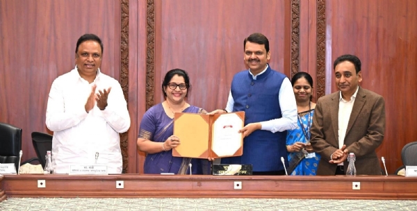 मुख्यमंत्री देवेंद्र फडणवीस