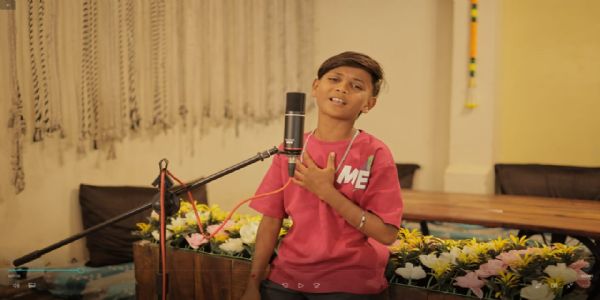 ‘सुपर डुपर’मधून अहिराणी सुपर सिंगर अंशुमन मोरे महाराष्ट्रभर झळकला