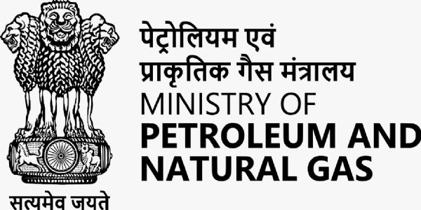 देशातील सर्व पेट्रोल पंपांवर पेट्रोल-डिझेलचा पुरेसा साठा; अफवांवर विश्वास ठेऊ नका, केंद्र सरकारचे आवाहन