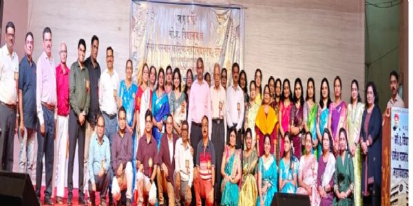 ठाण्यात ज. ए. ई. चे मो. ह. विद्यालय, अभिरुची मंडळ सुवर्ण महोत्सवी वर्ष सांगता सोहळ्यानिमित्त संगीत रजनी