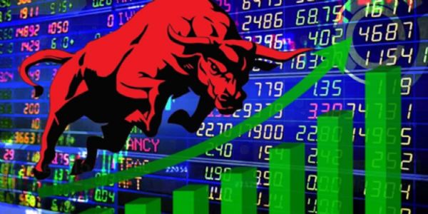 सुरुवातीच्या व्यवहारात शेअर बाजारात मोठ्या घसरणीनंतर सेन्सेक्स-निफ्टीमध्ये सुधारणा