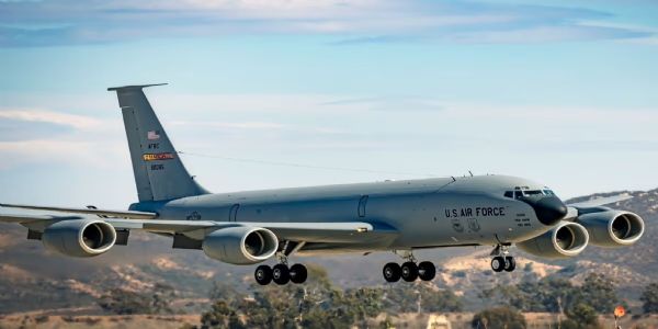 इराणविरोधी युद्धात अमेरिकन युद्धविमानांना स्पेनचे हवाई क्षेत्र बंद