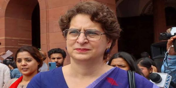 पश्चिम आशियातील संकटावर उपाययोजनांची गरज ,राजकारणाची नाही- प्रियंका गांधी