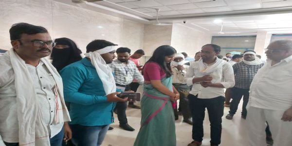 अकोला जिल्ह्यात गॅस सिलेंडर वितरणाचा आढावा; अनावश्यक गर्दी टाळण्याचे आवाहन