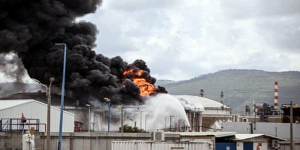 इराण- हिजबुल्लाहचा इस्रायलच्या ऑइल रिफायनरीवर दुहेरी हल्ला