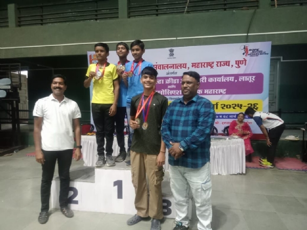 बाल विद्यामंदिरच्या आदित्य पांचाळ ला राज्यस्तरीय शालेय रोप स्किपिंग स्पर्धेत दोन गोल्ड एक सिल्वर मेडल