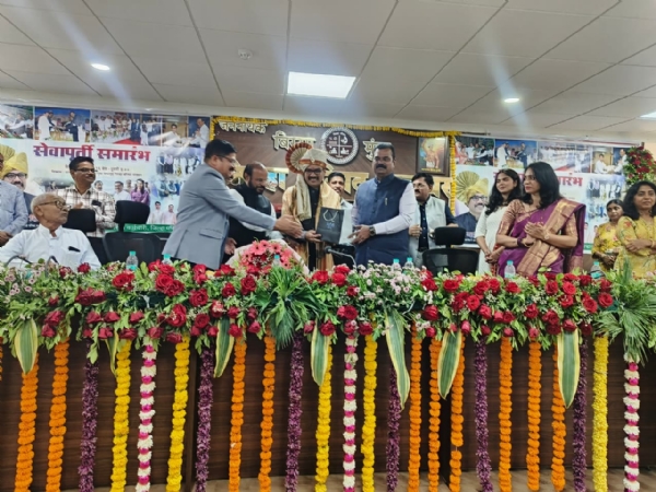 अतिरिक्त मुख्य कार्यकारी अधिकारी रवींद्र शिंदे यांचा  सेवानिवृत्ती सोहळा उत्साहात संपन्न