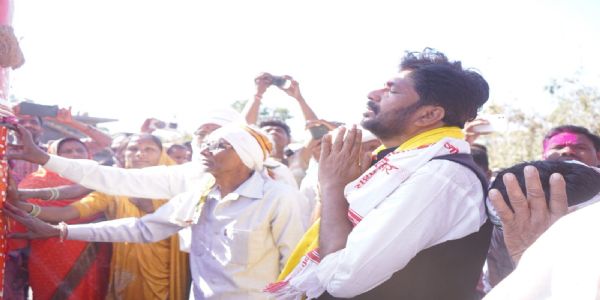 बनमंत्र्यांच्या घरापुढे आंदोलन करू- बच्चू कडू