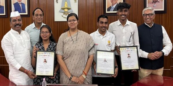 नाशिक - वर्ल्ड स्कील कॉम्पिटीशनच्या प्रादेशिक स्तरावरील पदक विजेत्यांचा सन्मान