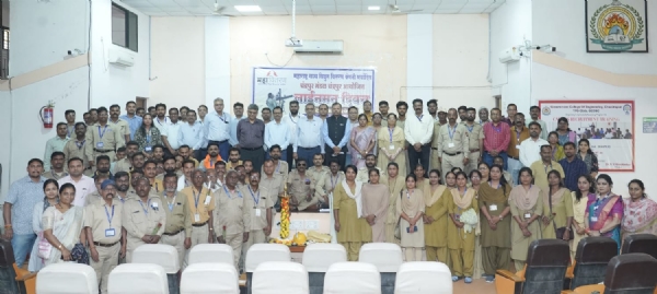 ४ मार्च “लाईनमनदिन” महावितरणच्या चंद्रपूर परिमंडळात साजरा ४ मार्च “लाईनमनदिन” महावितरणच्या चंद्रपूर परिमंडळात साजरा