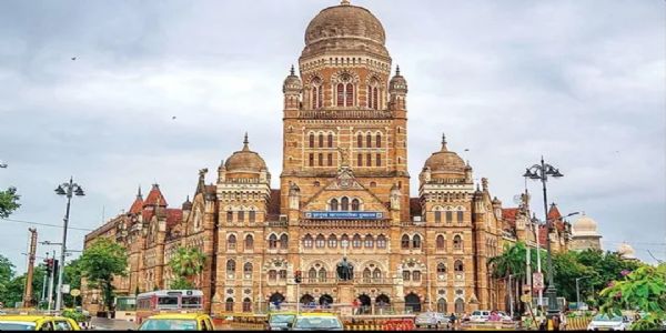 मुंबई महापालिकेत ९ हजार पदांसाठी मेगा भरतीची चर्चा