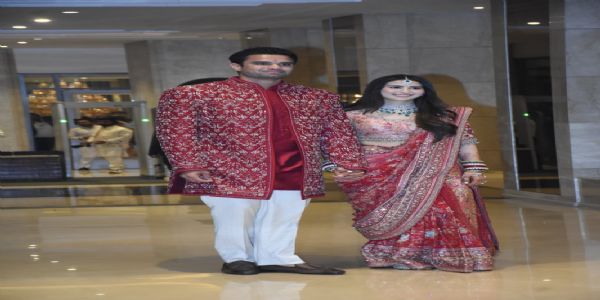 अर्जुन तेंडलुकर आणि सानिया चांडोक अडकले विवाह बंधनात