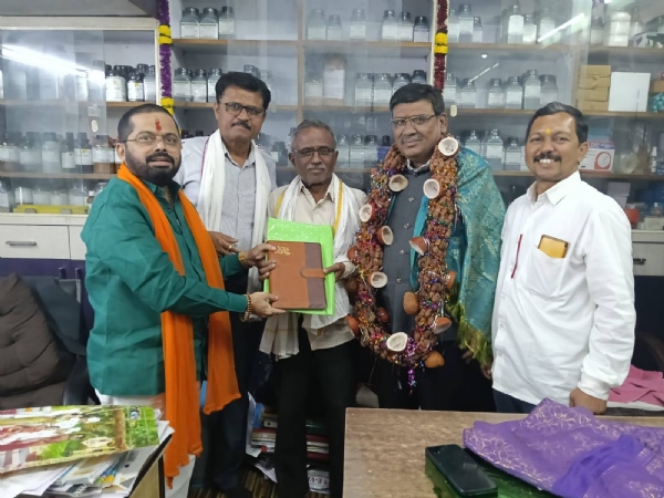 अभा ब्राह्मण महासंघाच्या पदाधिकाऱ्यांचा परभणीत सत्कार