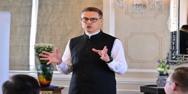 भारत हा जगातील वेगाने वाढणारी अर्थव्यवस्था – फिनलंड राष्ट्राध्यक्ष अलेक्झांडर स्टब