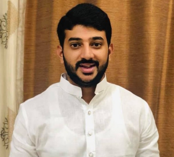 विक्रांत जाधव विक्रांत जाधव