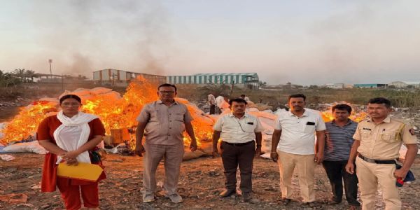 अहमदपूर पोलिसांकडून २६ लाखांच्या जप्त मुद्देमालाची होळी