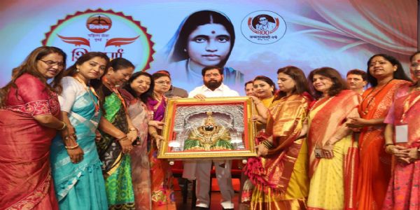 कार्यकर्त्याला न मागता दिलं जातं हेच शिवसेनेचं वचन - एकनाथ शिंदे